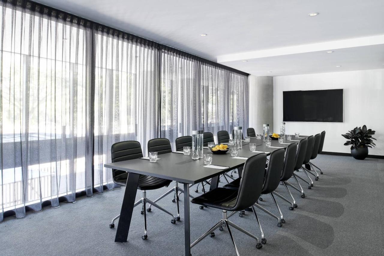 Midnight Hotel, Autograph Collection Canberra Exterior photo Meeting room