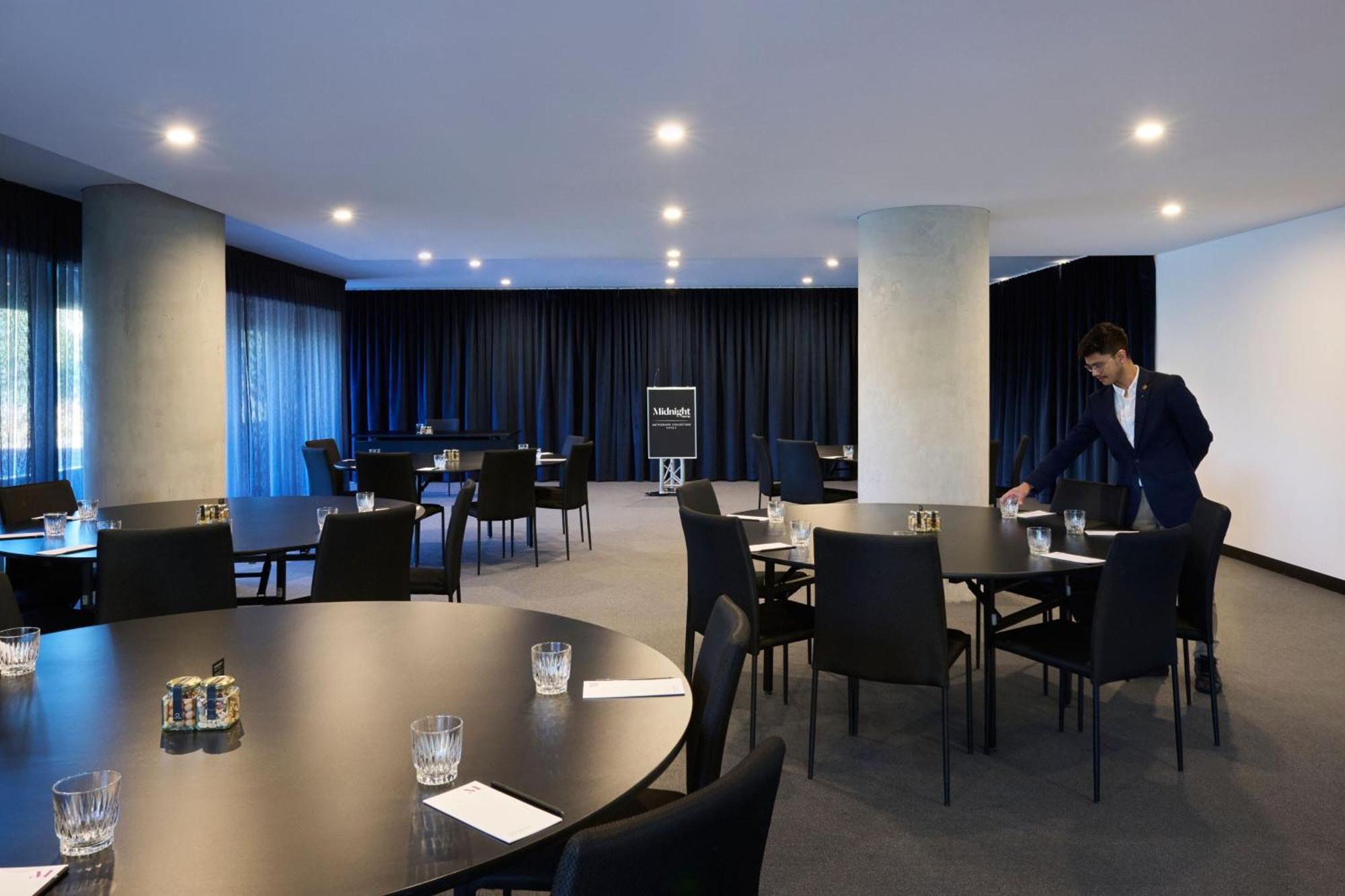 Midnight Hotel, Autograph Collection Canberra Exterior photo Meeting room at the Hotel